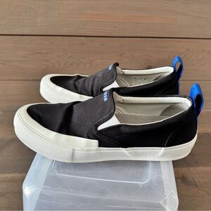 Obra Black 240 Canvas Slip-on Wrap-Toe Sneakers